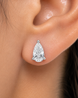 0.86 ct. White Pear Natural Diamond Earrings