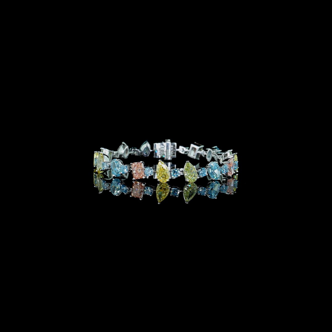 18.33 ct. Multi-Color Lab Diamond Bracelet
